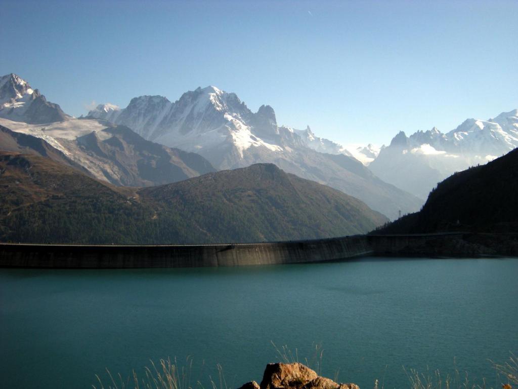 Hotel Restaurant La Couronne Chamonix Dış mekan fotoğraf