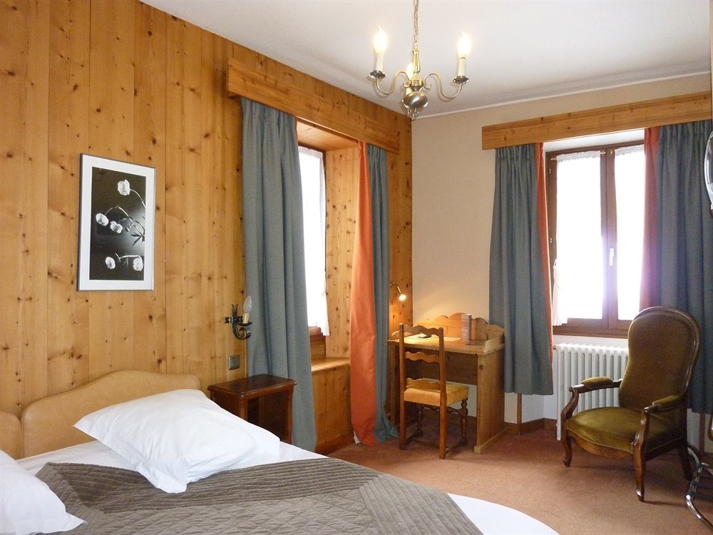 Hotel Restaurant La Couronne Chamonix Dış mekan fotoğraf