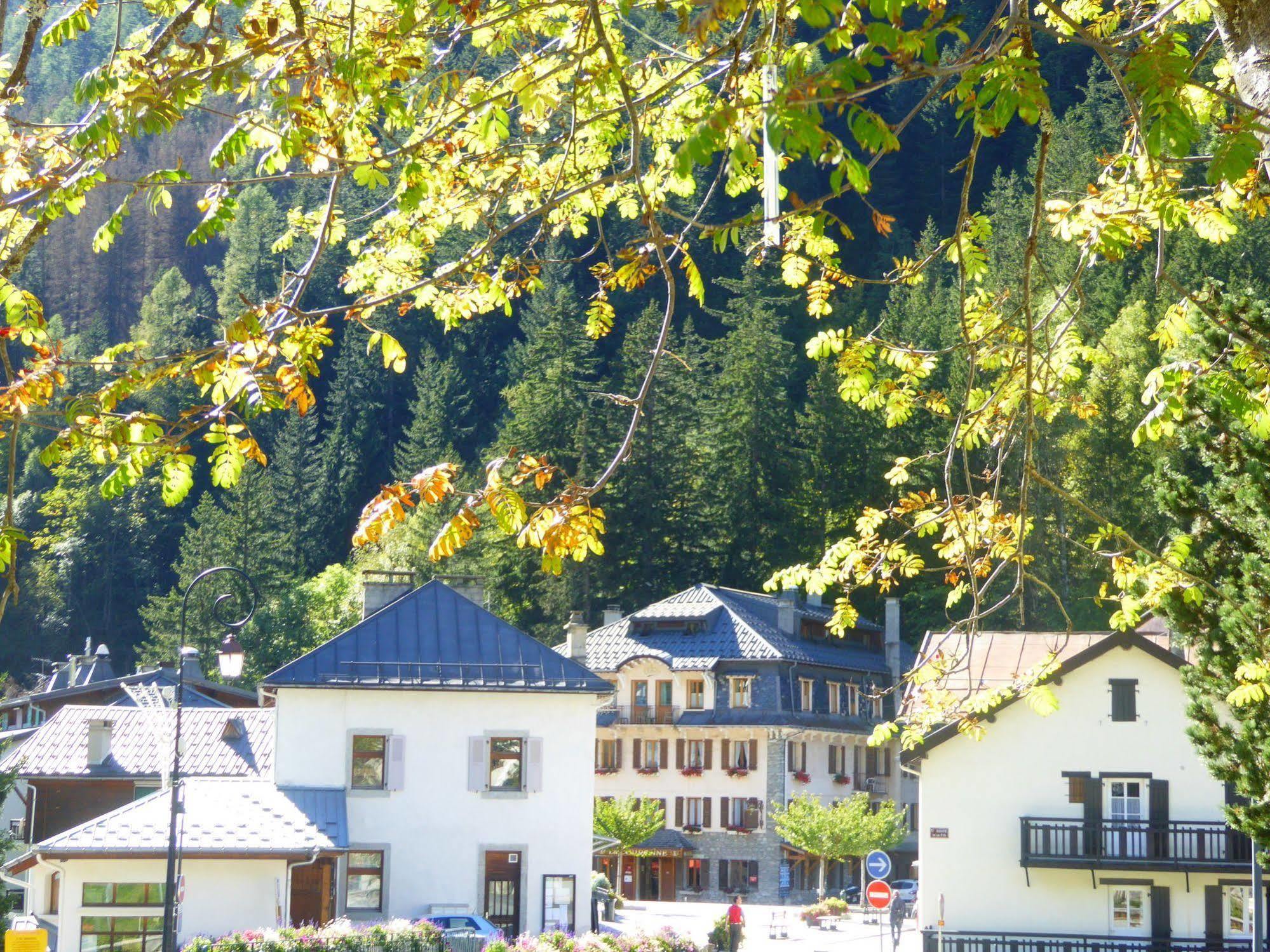 Hotel Restaurant La Couronne Chamonix Dış mekan fotoğraf